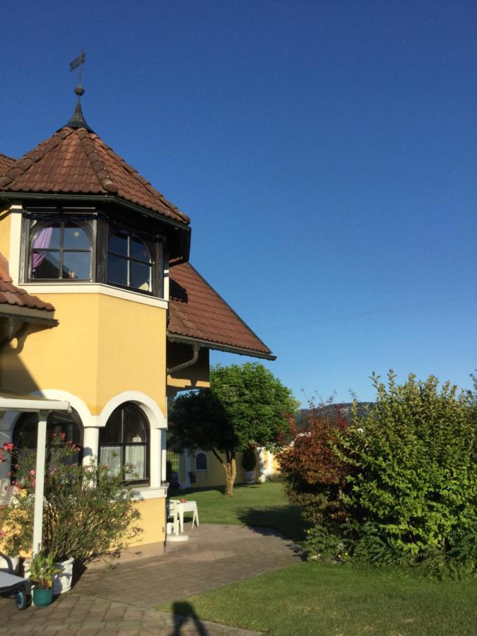 Appartements Panorama Schloessl Velden am Wörthersee Buitenkant foto