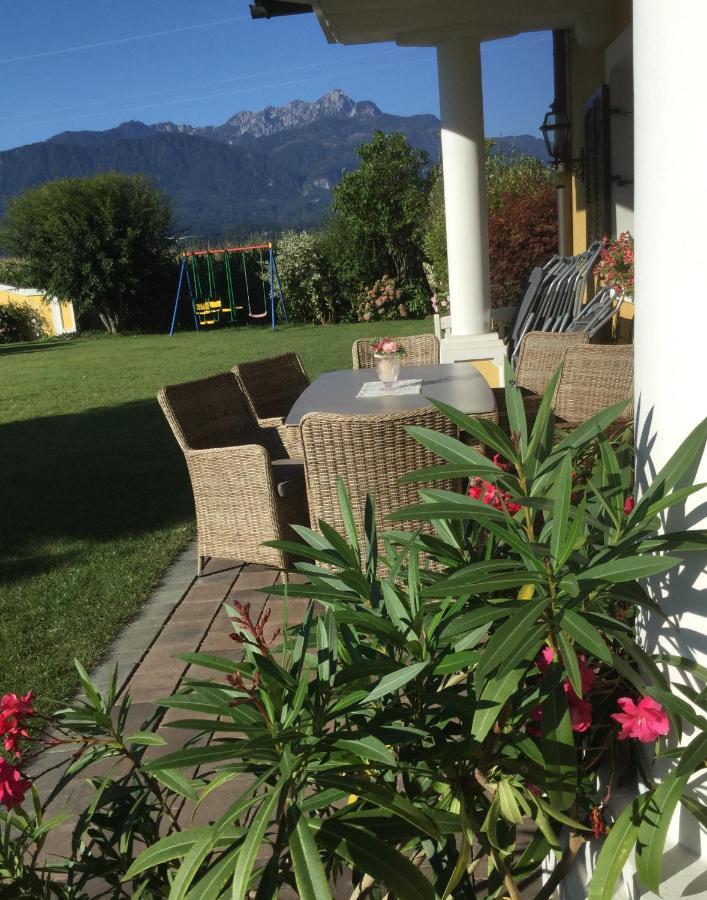 Appartements Panorama Schloessl Velden am Wörthersee Buitenkant foto