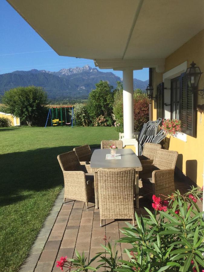 Appartements Panorama Schloessl Velden am Wörthersee Buitenkant foto