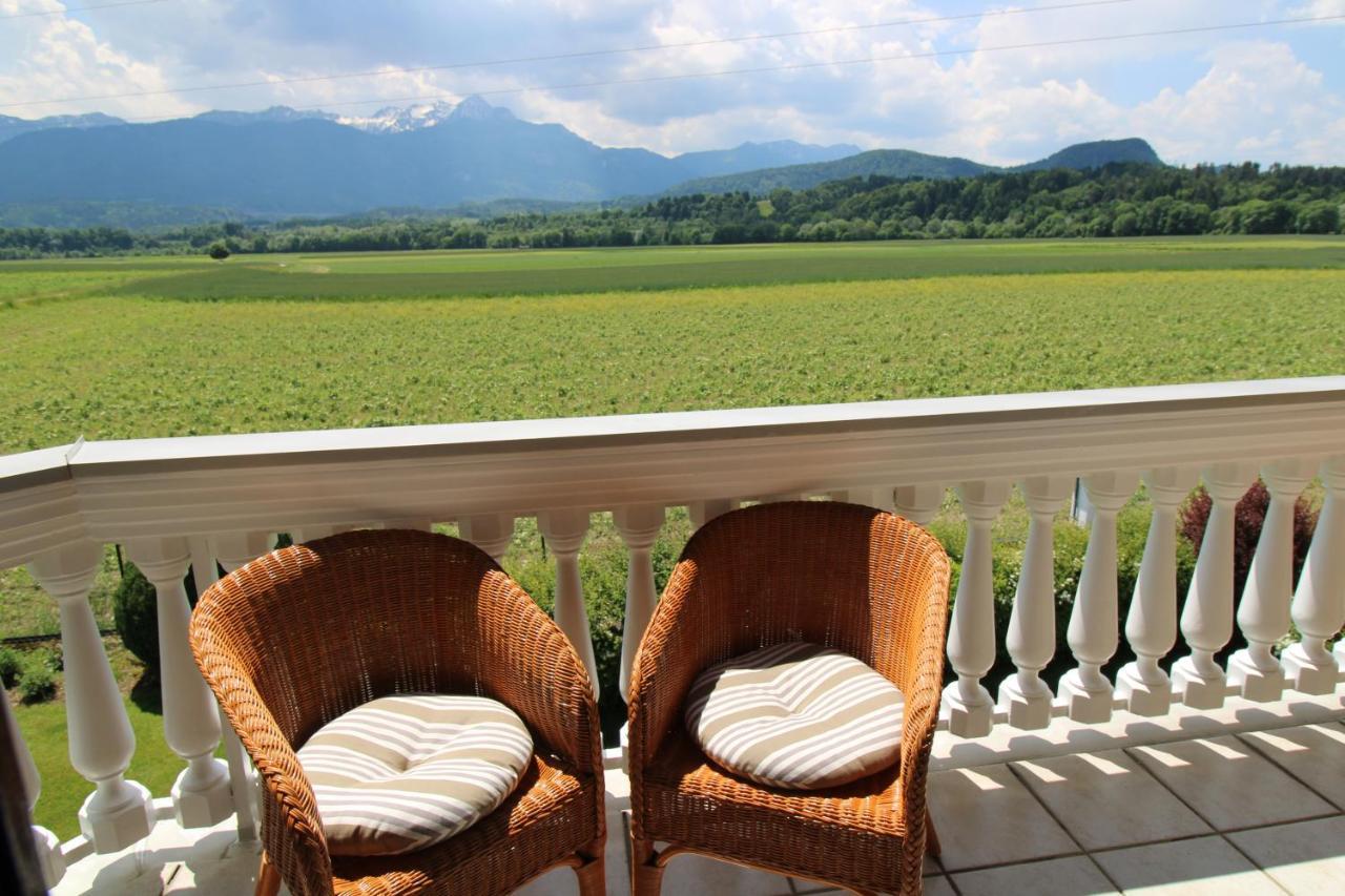Appartements Panorama Schloessl Velden am Wörthersee Buitenkant foto