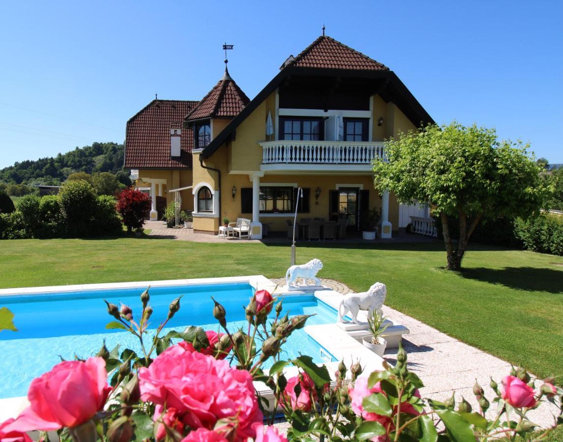 Appartements Panorama Schloessl Velden am Wörthersee Buitenkant foto
