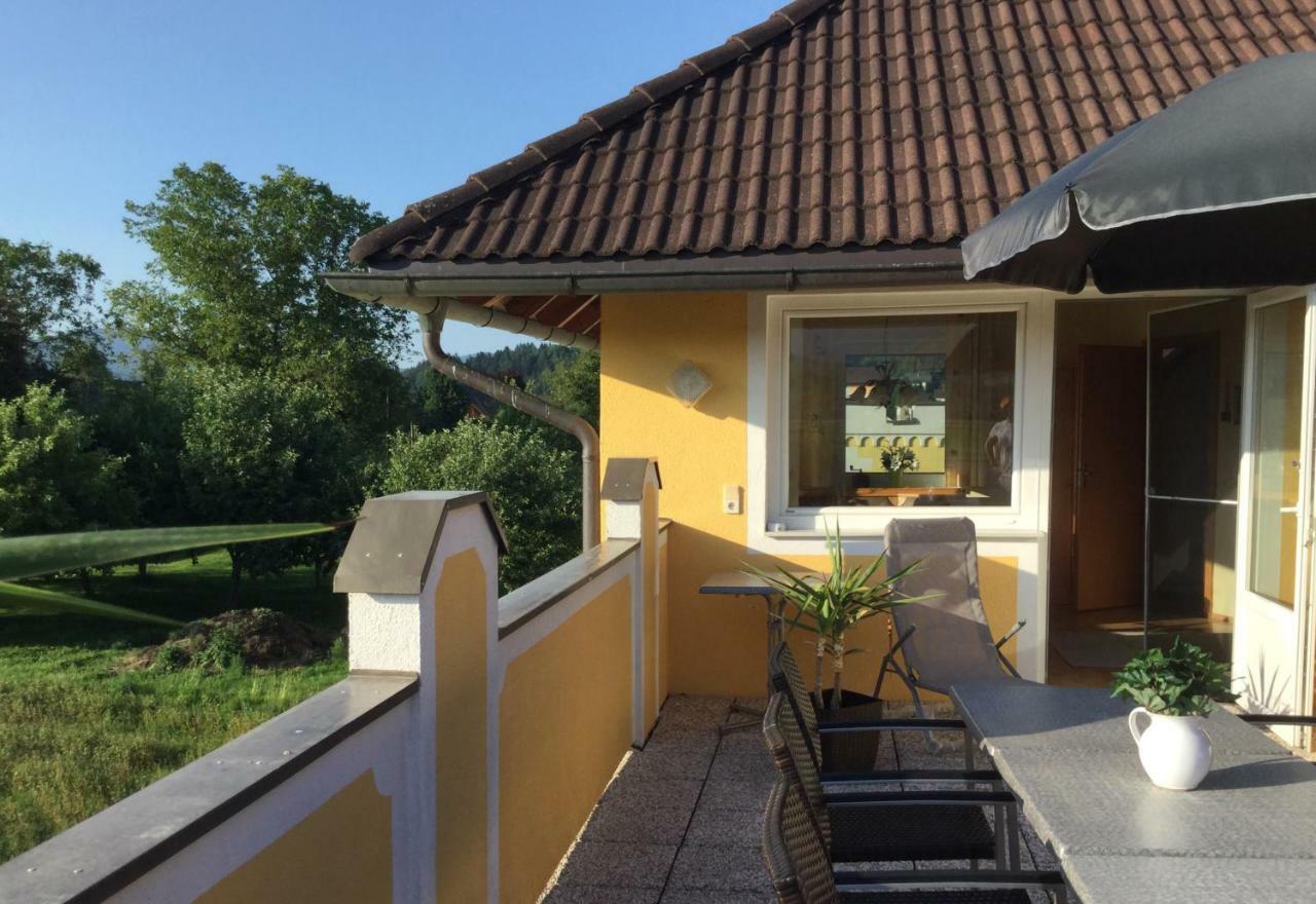 Appartements Panorama Schloessl Velden am Wörthersee Buitenkant foto